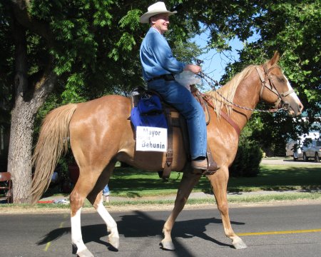 Mayor James Behunin of West Bountiful