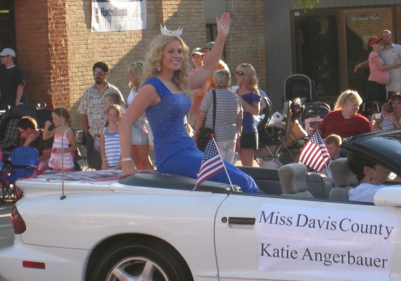 Katie Angerbauer, Miss Davis County