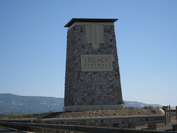 Gateway to Legacy Parkway