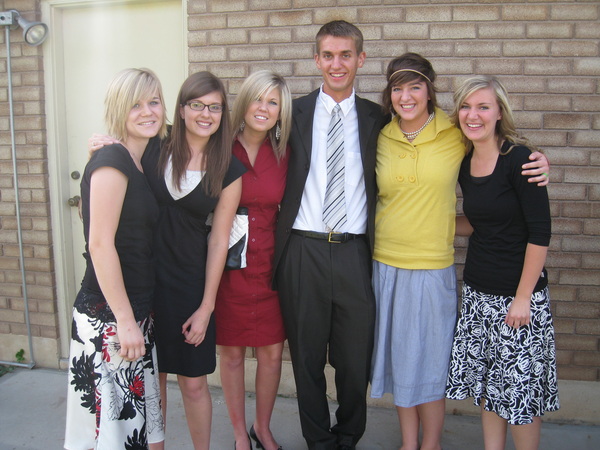 Daniel with Rachel, Amy, Adri, Joni, and Katie.