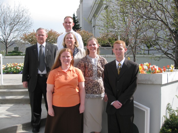 Byron at the Bountiful temple with his sisters, parents, and brother-in-law