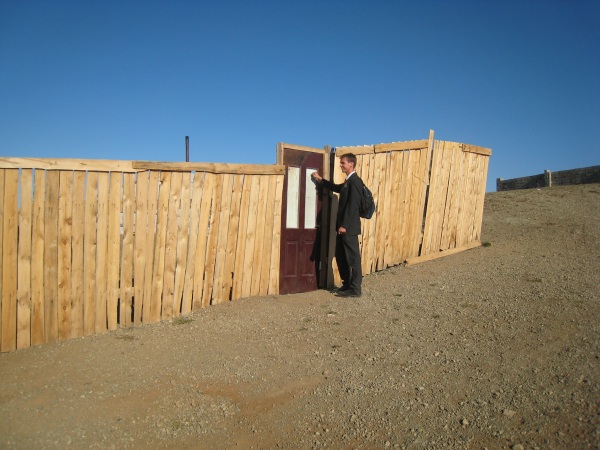 Daniel pseudo-tracting in Ulaanbataar.