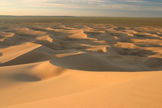 Khongoryn Els sand dunes Gobi Desert Mongolia