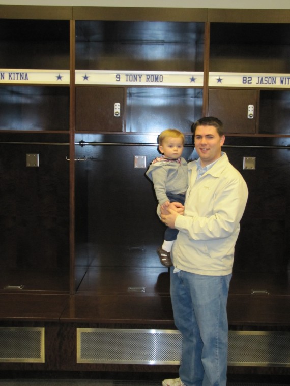 Cowboys Stadium Tony Romo locker