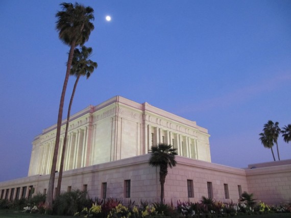 Mesa Easter Pageant and the temple