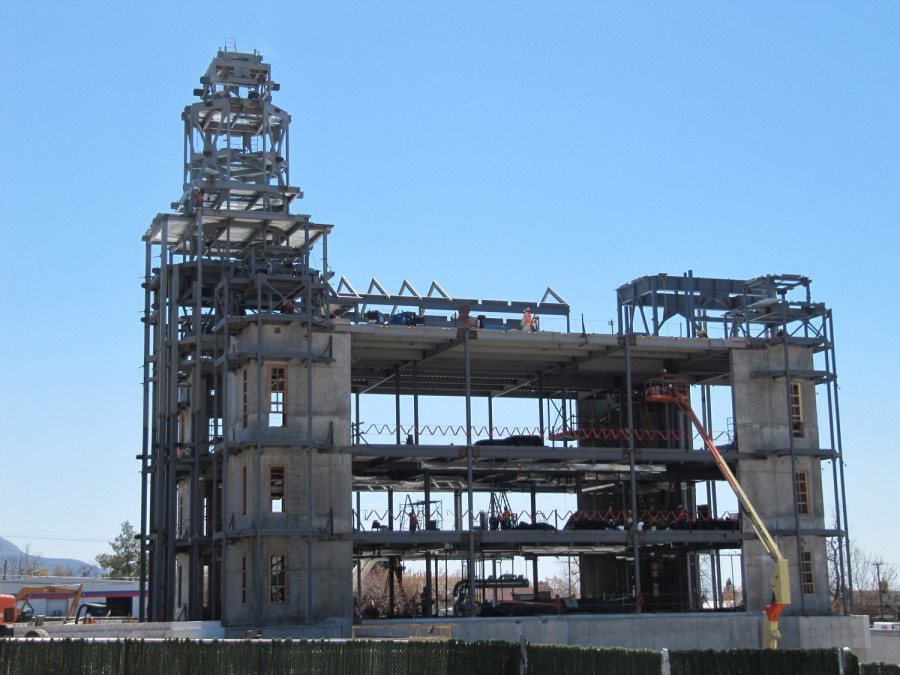 Brigham City Temple roof beginnings