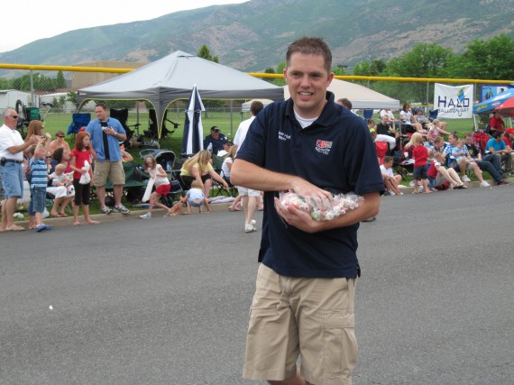 Kaysville July 4th Parade Mayor Steve Hiatt