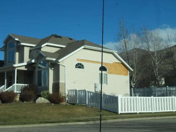 Kaysville windstorm lost siding