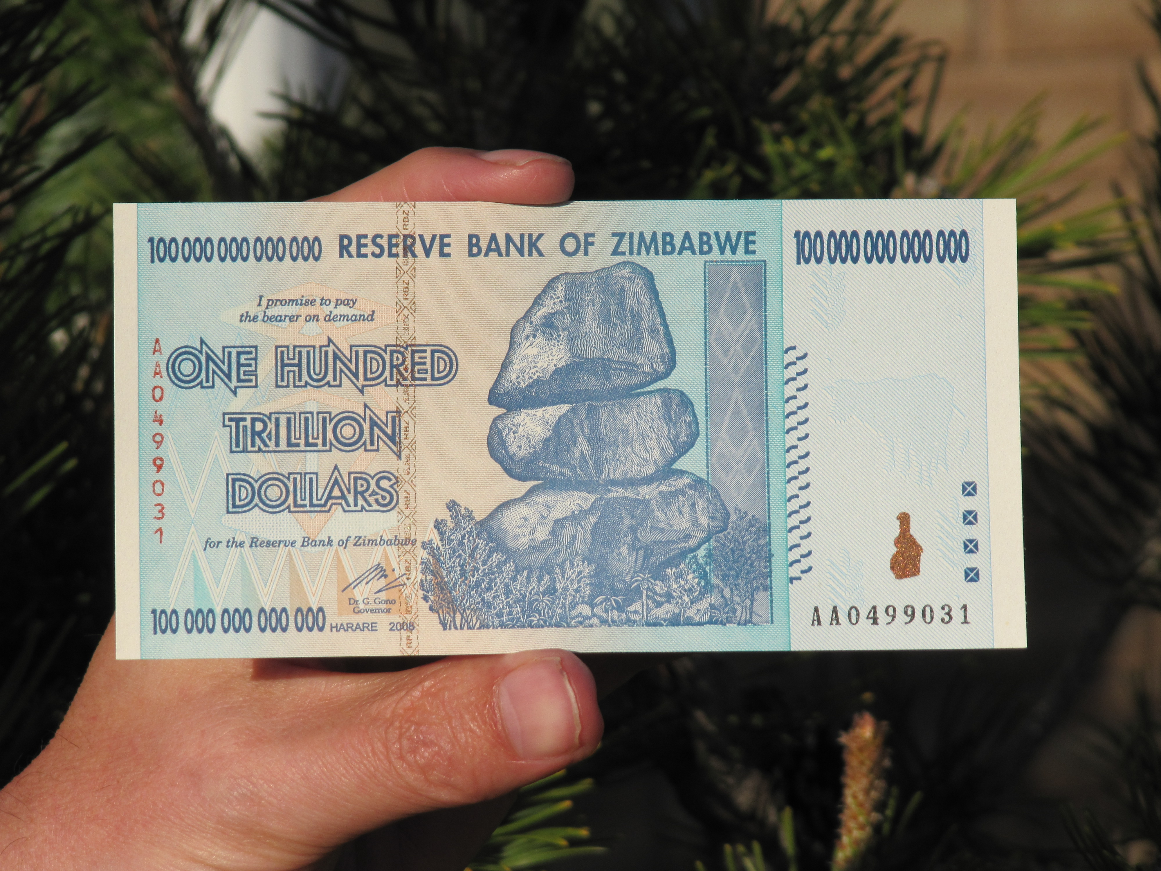 1 миллиард зимбабвийских долларов. 100 Триллионов долларов Зимбабве. Купюра 100 триллионов долларов Зимбабве. 100 Долларов Зимбабве. 100 Триллионов купюра.